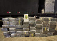  Polícia Militar apreende caminhão com uma tonelada de maconha em Medianeira