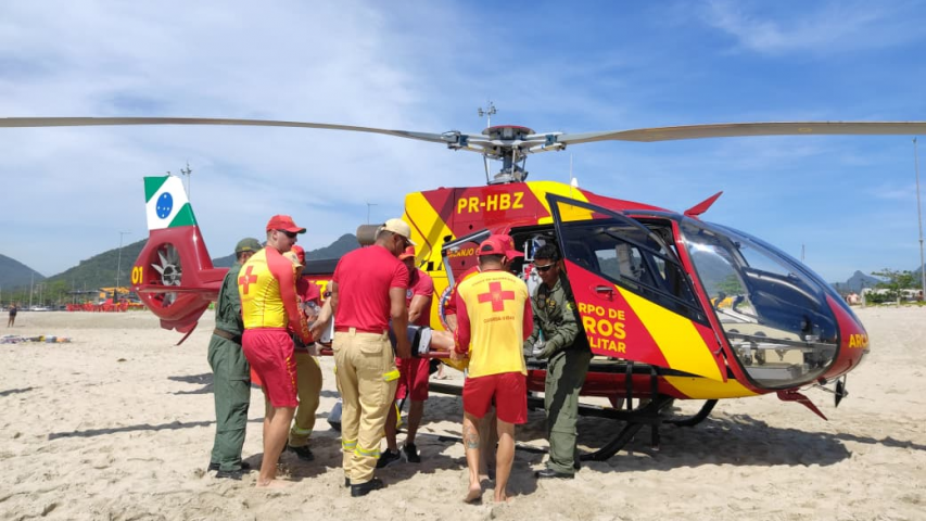 Equipes de resgate salvam idoso após parada cardiorrespiratória em Matinhos